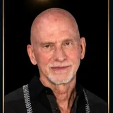 Portrait of Keven Renken